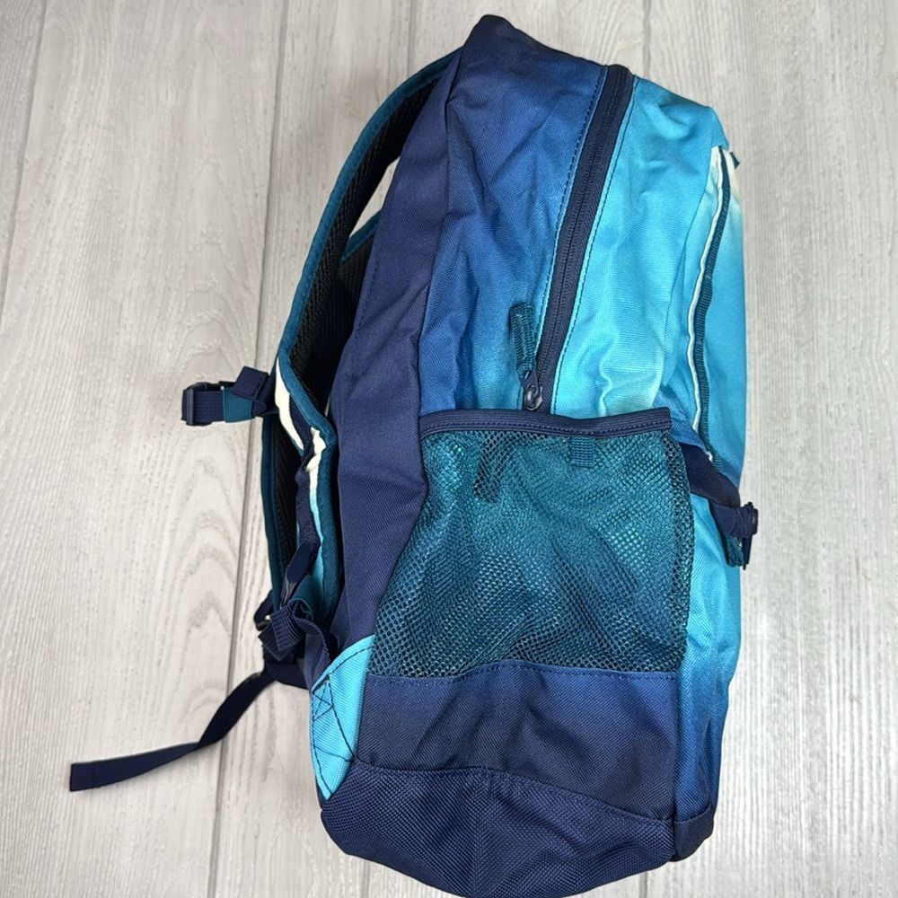 Lands’ end classmate backpack, blue ombré backpack - Picture 5 of 10
